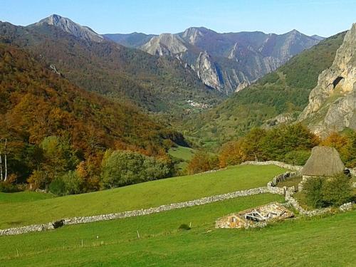 Hotel Apartamentos El Meirel Hotel de charme Perlunes