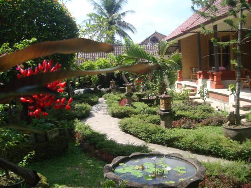 Gusti Home Stay Ubud