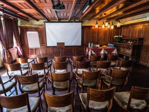 Holland House Residence Old Town - image 8