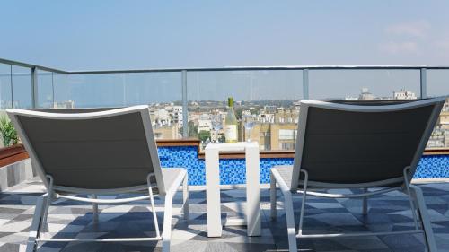Luxury Rooftop Apartment in Netanya 4