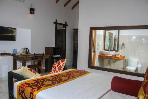Deluxe Couple Room with Nature View image 1