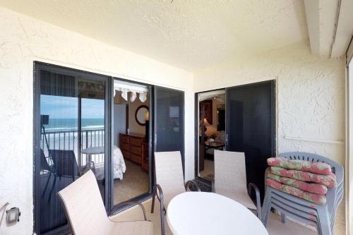 Castle Reef Condos in New Smyrna Beach, USA