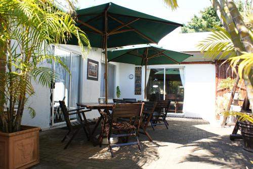 Garden, Bhangazi Lodge Bed & Breakfast in Saint Lucia Estuary