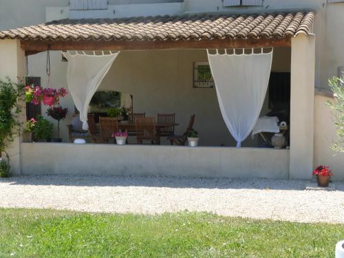 Mas Bastide st Victor à 5 mn de Lourmarin (Mas Bastide st Victor a 5 mn de Lourmarin) in Puyvert