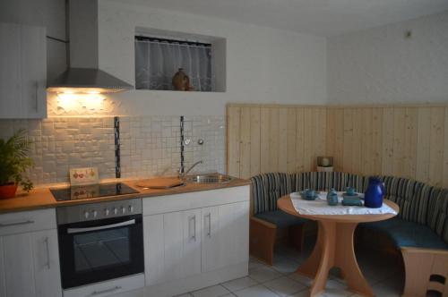 廚房, Schwalli`s Fewo in 科巴赫