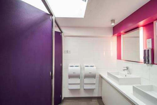 Safestay London Kensington Holland Park - image 12