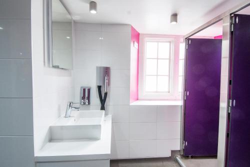 Safestay London Kensington Holland Park