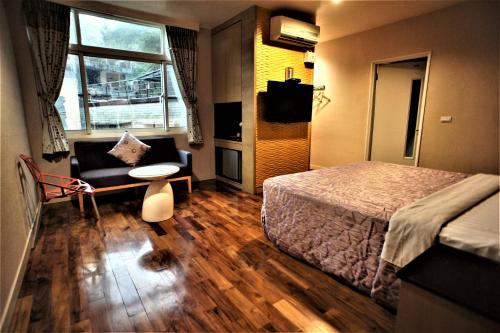 Xi Xin Guan Hot Spring Resort in Baihe District