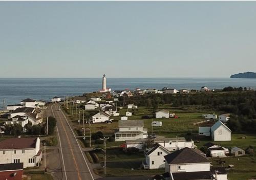A szálláshely kívülről, Les Cabines sur Mer in Cap-des-Rosiers (QC)