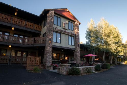 Silver Moon Inn - image 6