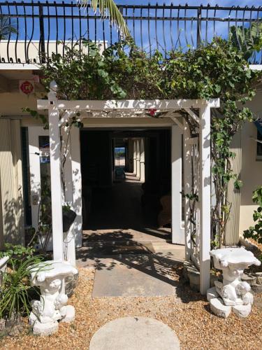 Courtyard Villa Hotel in Fort Lauderdale, USA