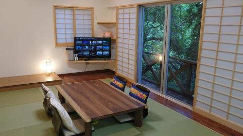 Guestroom, BigTree JUDOハウス in Urasoe