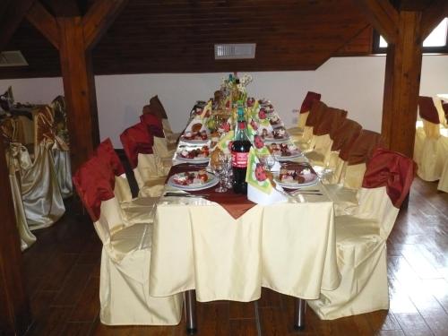 Motel din Darste - image 12