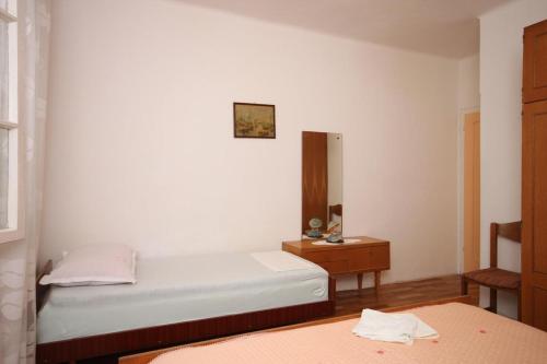  Triple Room Sucuraj 6734d, Pension in Sućuraj