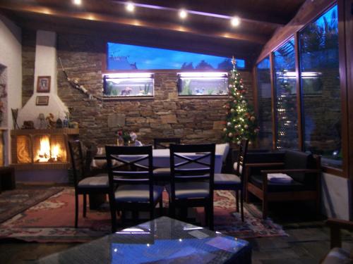 Castello Rosso Hotel - image 4