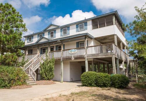 An Eagle's Flight - main image