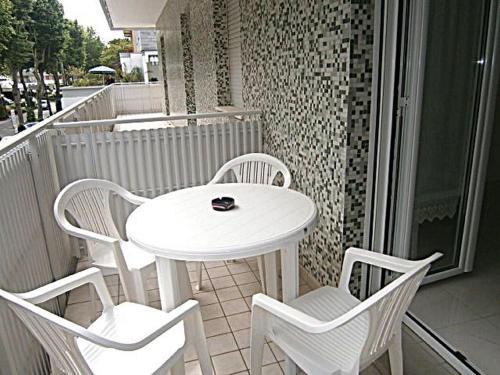 Jolly - image 4