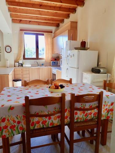 Marika's House near Azonas