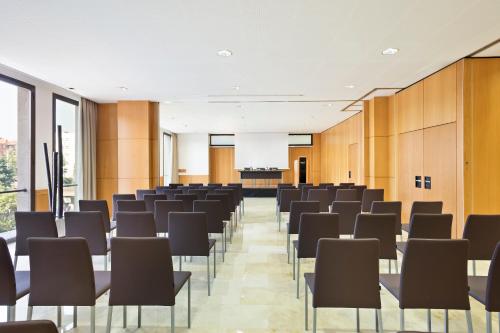 Melia Girona - image 11