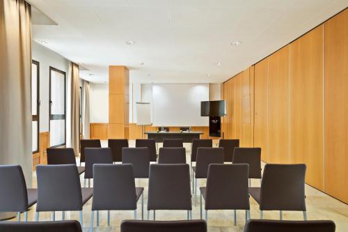 Melia Girona - image 6