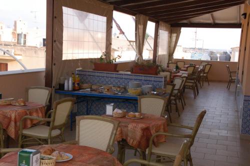 Pub/Lounge, Agave Superior Rooms in San Vito Lo Capo