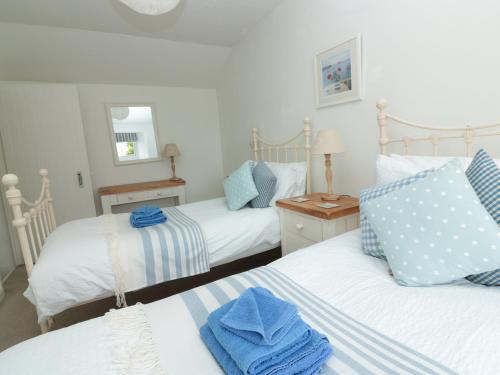 Pebble Cottage Penzance - image 3