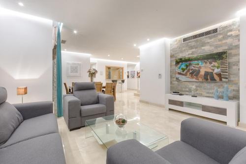 บริการและสิ่งอำนวยความสะดวก, Hanami Alcazaba Beach Penthouse in หาดอัลกาซาบา