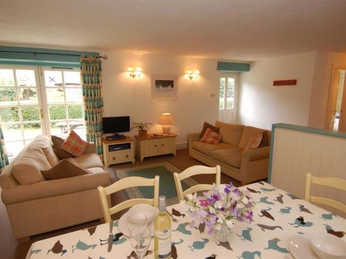 The Coach House Modbury - image 3
