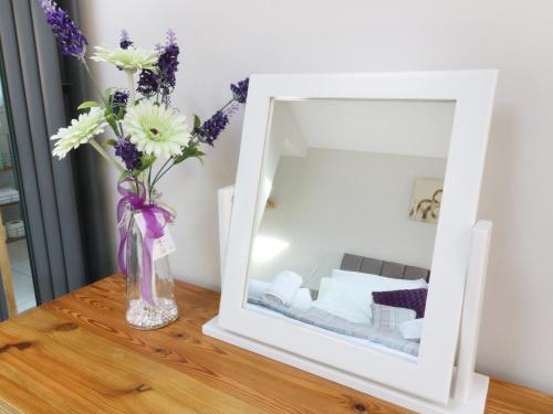 Sunnybrook Cottage Clitheroe - image 2