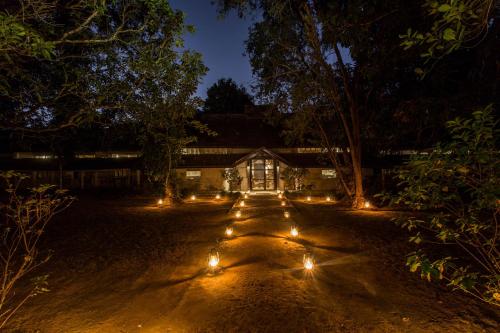 161589479 Tiger Tops Tharu Lodge