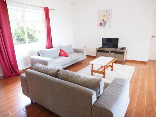 فيلا سيلا فيلا سيلا