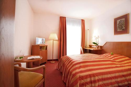 1 twin bed