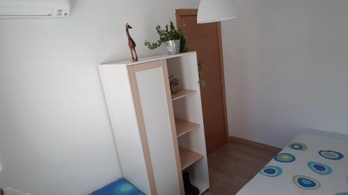 Acogedor apartamento en el barrio del Parlamento de Andalucía (Sevilla), Sevilla (Foto 5)
