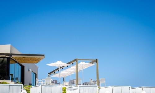 161656772 Milos Cove