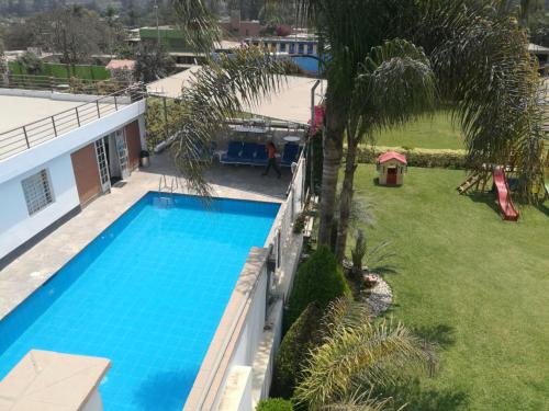 . Las Cumbres INN