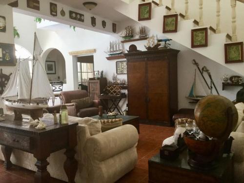 Ēdiens un dzērieni, Baoba Breeze Bed & Breakfast- beachfront paradise in Cabrera