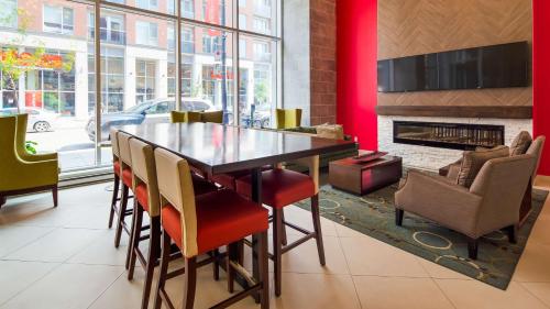 Best Western Plus Hotel Montreal