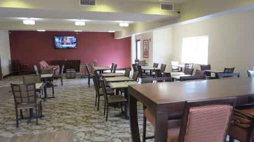 Best Western Palmyra Inn & Suites