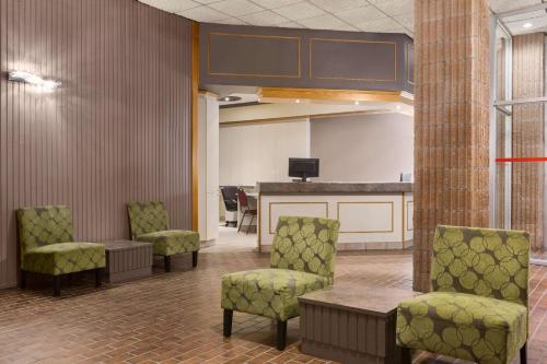 Előcsarnok, Travelodge by Wyndham Baie Comeau in Baie-Comeau (QC)