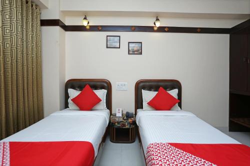 Hotel Amrit Regency