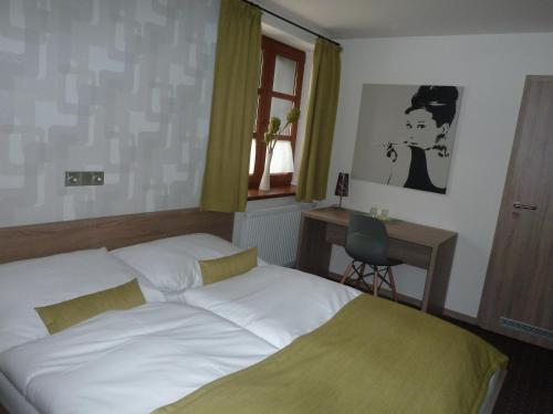 Restaurace a Penzion Bludoveček - image 10