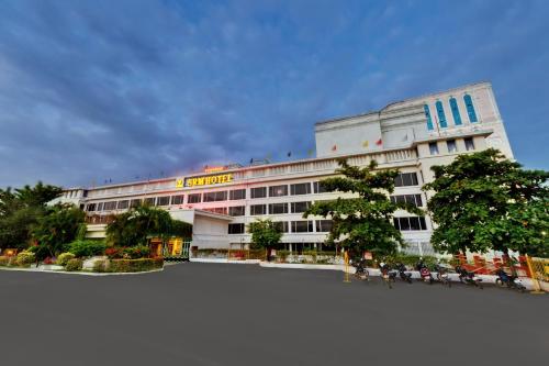 SRM Hotel Maraimalai Nagar Chennai