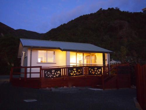 . Croesus Cottages