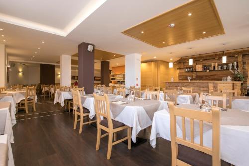 Hotel Luna Bianca - image 12