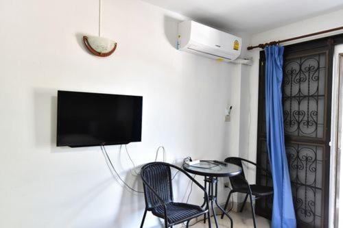 Escobar Guesthouse photo