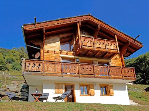 Chalet in Les Collons near Ski Lift