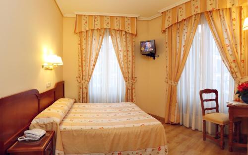 Hostal Silserranos - main image