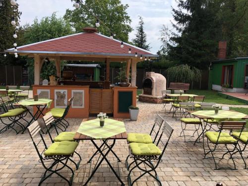 restavracija, Ferienwohnung Schwemmer in Sonnenstein