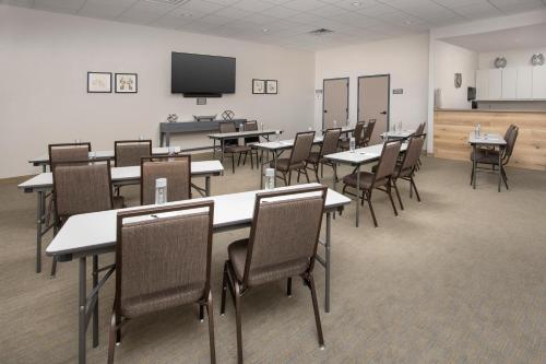 Country Inn & Suites by Radisson, Houston Airport East