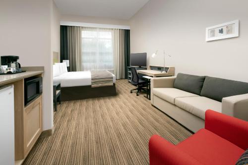 Country Inn & Suites by Radisson, Houston Intercontinental Airport East, TX